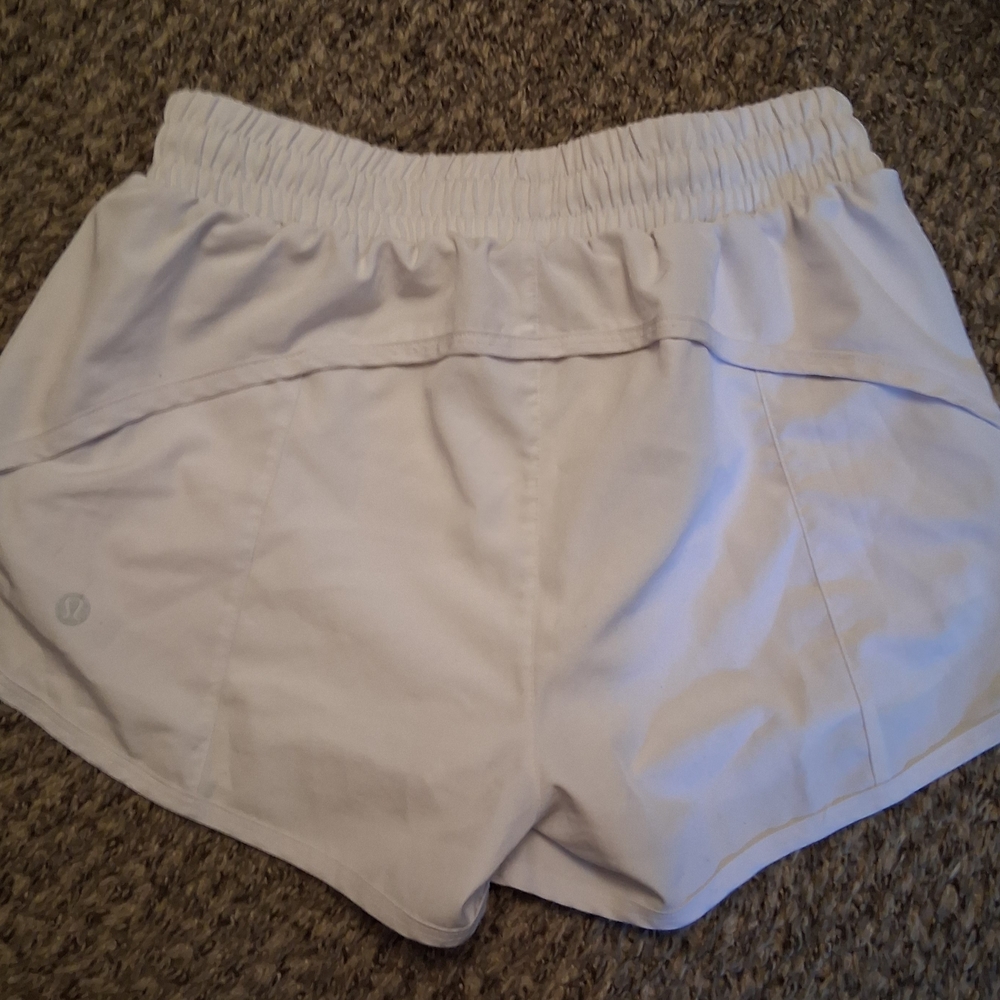 Lululemon Athletica White Athletic Shorts Lightweight Breathable